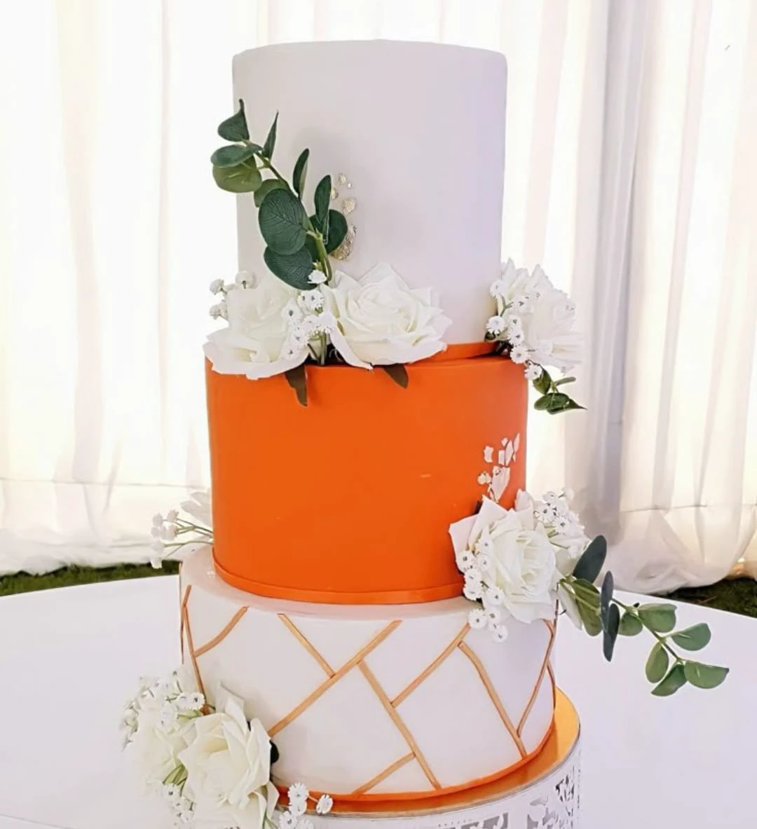 3-tier Red velvet, Lemon & Raspberry wedding cake - Product image