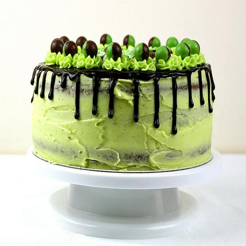 Chocolate mint cake with sphere balls toppings - Product image